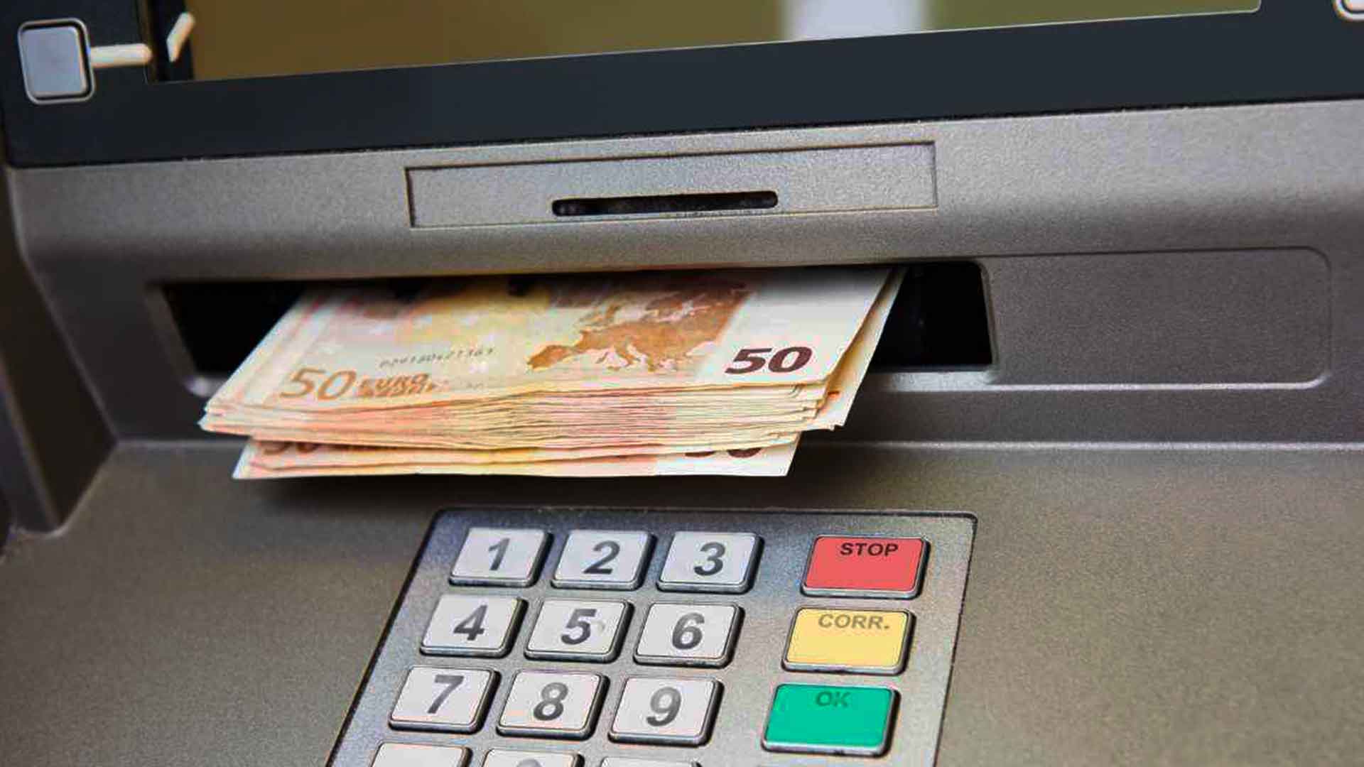Il nuovo limite ai prelievi in contanti e l’impatto sulla gestione del denaro dei cittadini