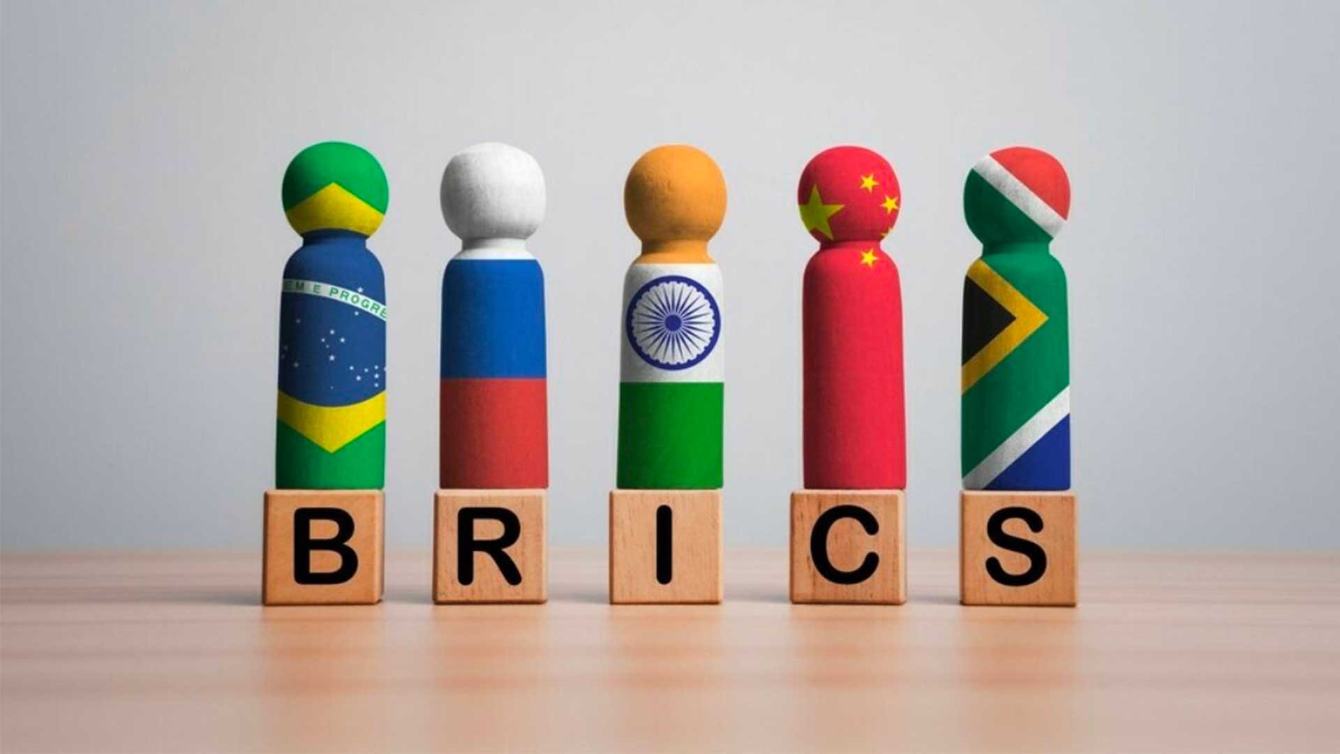 Le grandi economie BRICS alleggeriscono i Treasury mentre il dollaro mostra segnali di debolezza